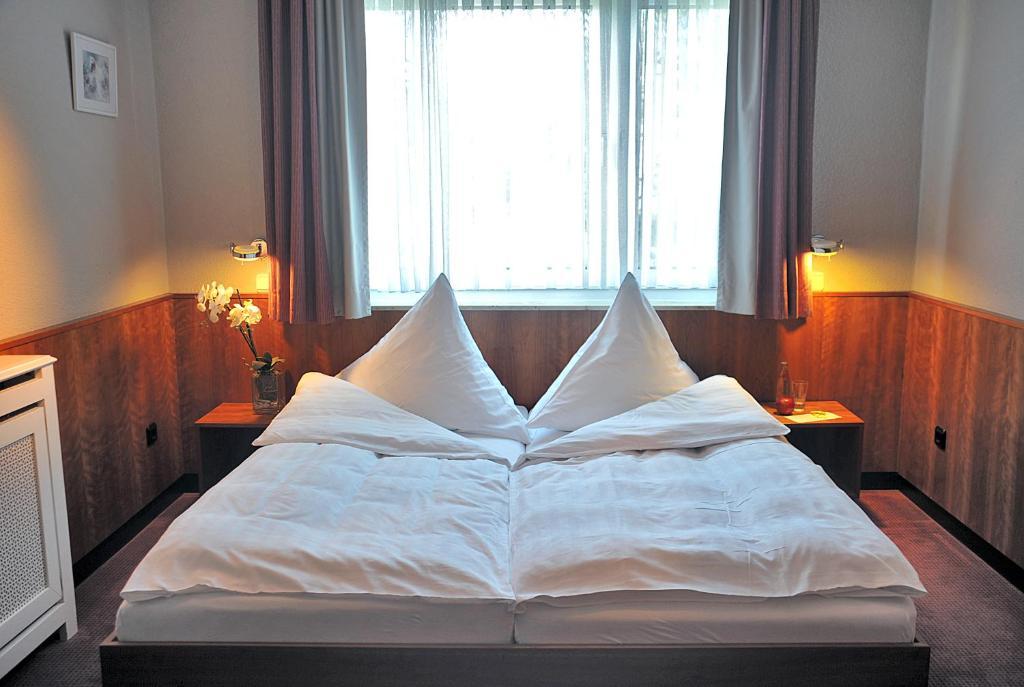 Hotel Und Landhaus 'Kastanie' Hamborg Værelse billede